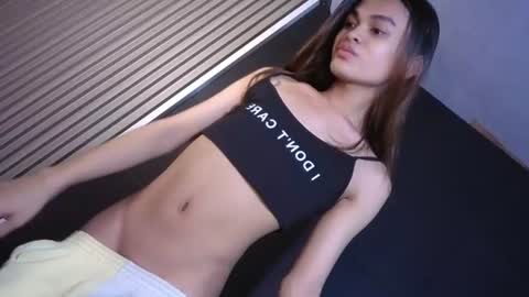 Snapshot of creamy_delilah chatting on June 23, 2026, 8:56 am Delilah online show from June 23, 2026, 8:56 am