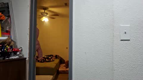 creamymilf11 online show from September 18, 2025, 6:32 pm