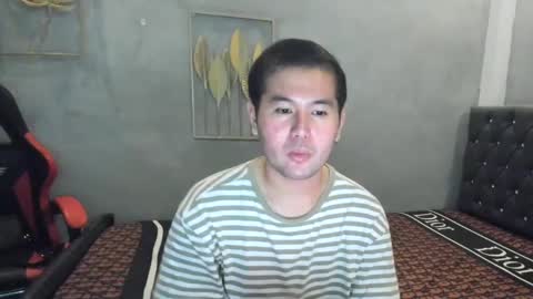 Snapshot of creamynow chatting on December 7, 2024, 1:40 pm BareCreamyCum online show from December 7, 2024, 1:40 pm