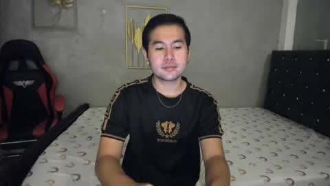 Snapshot of creamynow chatting on December 19, 2024, 3:52 pm BareCreamyCum online show from December 19, 2024, 3:52 pm