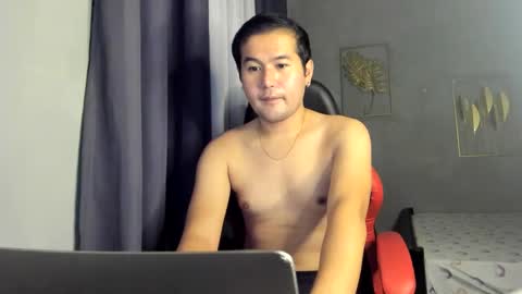 Snapshot of creamynow chatting on December 22, 2024, 7:22 am BareCreamyCum online show from December 22, 2024, 7:22 am
