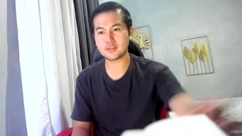 Snapshot of creamynow chatting on January 2, 2025, 11:20 am BareCreamyCum online show from January 2, 2025, 11:20 am