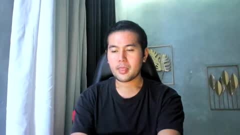 Snapshot of creamynow chatting on January 2, 2025, 8:35 pm BareCreamyCum online show from January 2, 2025, 8:35 pm