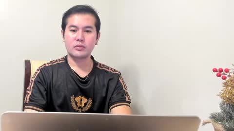 Snapshot of creamynow chatting on January 3, 2025, 8:32 pm BareCreamyCum online show from January 3, 2025, 8:32 pm