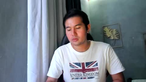 Snapshot of creamynow chatting on January 4, 2025, 4:43 pm BareCreamyCum online show from January 4, 2025, 4:43 pm
