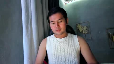 Snapshot of creamynow chatting on January 5, 2025, 12:21 pm BareCreamyCum online show from January 5, 2025, 12:21 pm