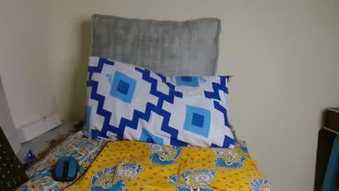 Snapshot of creamypro_ chatting on February 2, 2025, 12:46 pm Taurus04 online show from February 2, 2025, 12:46 pm