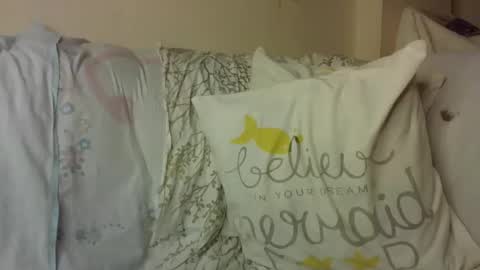 creamyy_pussy online show from October 21, 2025, 8:20 pm