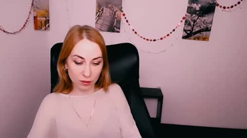 Snapshot of create_your_own_sun chatting on February 10, 2026, 2:10 pm Lera online show from February 10, 2026, 2:10 pm