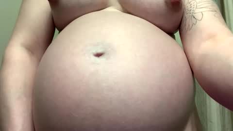 Breed me daddy  online show from February 9, 2026, 5:00 am