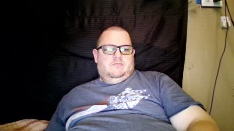 The hopeless romantic online show from December 2, 2024, 8:22 pm