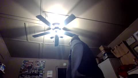 The hopeless romantic online show from December 25, 2024, 7:35 am