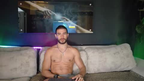 CRHISTIAN online show from April 12, 2026, 3:28 pm