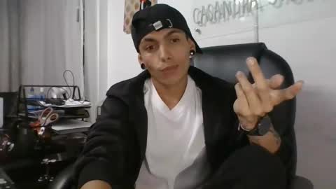 criiscs online show from October 29, 2025, 9:44 am