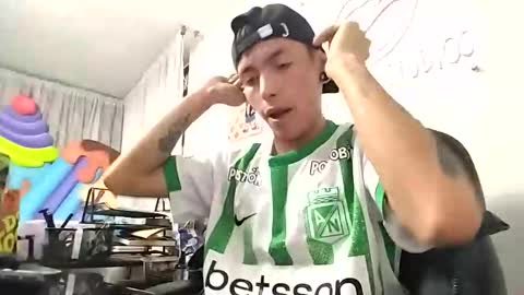 criiscs online show from November 4, 2025, 7:40 am