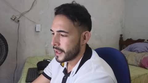 cris_simons online show from December 2, 2024, 12:41 am