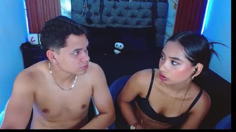 Snapshot of crisandmery chatting on November 27, 2025, 4:20 pm CRISANDMERY online show from November 27, 2025, 4:20 pm