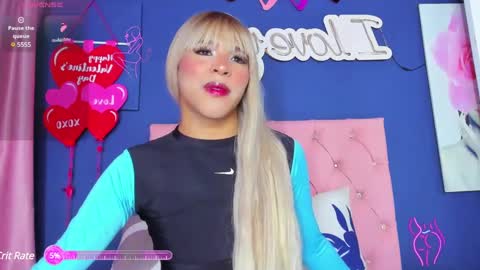 Snapshot of crisevanz18 chatting on February 18, 2025, 4:37 pm Cris Evanz online show from February 18, 2025, 4:37 pm