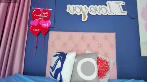 Snapshot of crisevanz18 chatting on February 21, 2025, 4:48 pm Cris Evanz online show from February 21, 2025, 4:48 pm