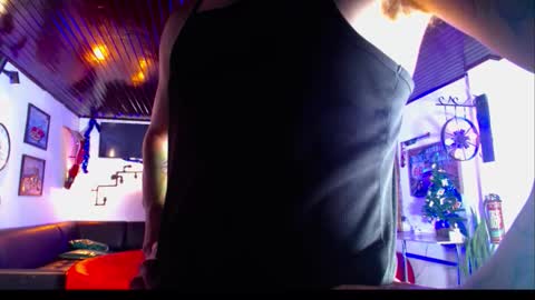 Snapshot of crismens chatting on December 16, 2025, 8:25 pm crismens online show from December 16, 2025, 8:25 pm