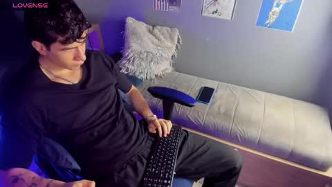 Snapshot of criss_adams chatting on January 11, 2026, 1:54 am Cris online show from January 11, 2026, 1:54 am