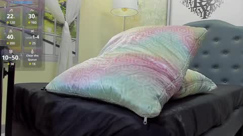 crissh 1 online show from February 22, 2025, 7:58 pm