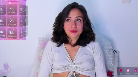 Snapshot of cristal130625 chatting on January 18, 2026, 7:45 am cristal130625 online show from January 18, 2026, 7:45 am