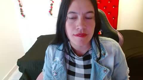 Snapshot of cristal1609 chatting on January 12, 2026, 1:38 pm cristal1609 online show from January 12, 2026, 1:38 pm