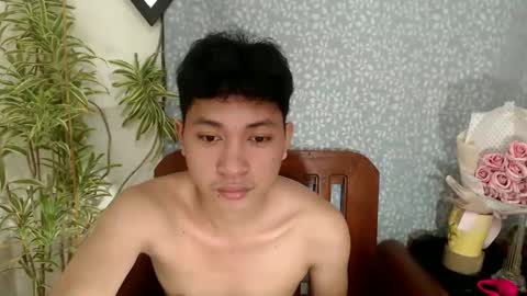 cristal1xox online show from December 1, 2025, 2:00 pm