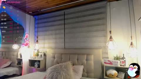 Cristal online show from October 20, 2025, 4:02 am