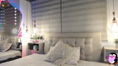 Snapshot of cristal__hot_1 chatting on January 6, 2026, 4:05 am Cristal online show from January 6, 2026, 4:05 am