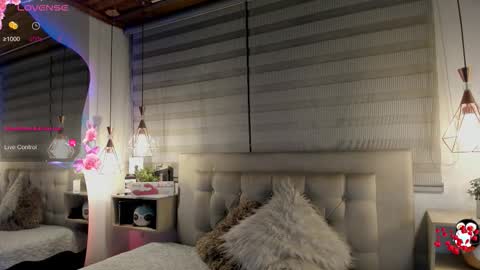 Snapshot of cristal__hot_1 chatting on January 16, 2026, 4:16 am Cristal online show from January 16, 2026, 4:16 am