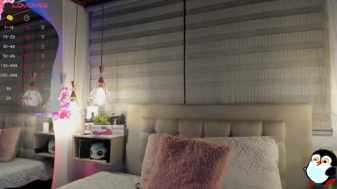 Snapshot of cristal__hot_1 chatting on January 17, 2026, 4:17 am Cristal online show from January 17, 2026, 4:17 am