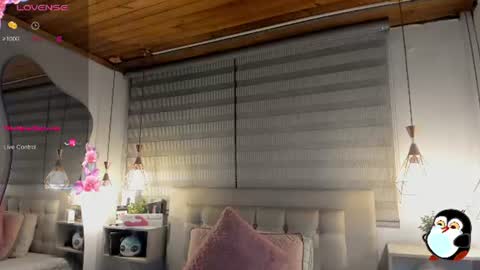 Cristal online show from July 3, 2026, 4:41 am