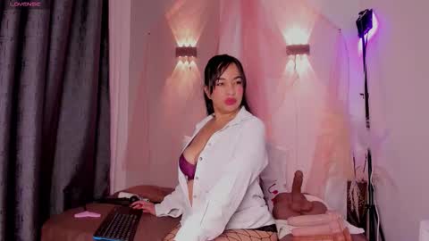 Cristal yours Milf online show from October 28, 2025, 12:41 pm