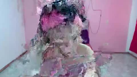 Cristal online show from November 26, 2025, 7:37 pm