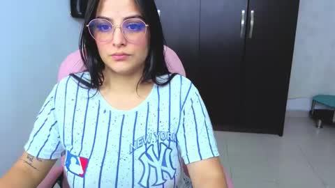 Cristal online show from December 23, 2025, 3:26 am