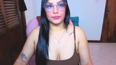 Snapshot of cristal_hot07 chatting on February 26, 2026, 11:04 pm Cristal online show from February 26, 2026, 11:04 pm