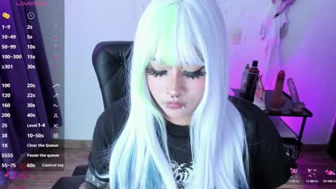 Snapshot of cristal_kosh chatting on February 26, 2025, 7:16 pm Cris online show from February 26, 2025, 7:16 pm