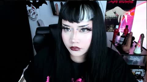 Snapshot of cristal_kosh chatting on September 9, 2025, 3:00 pm Cris online show from September 9, 2025, 3:00 pm