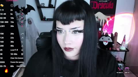 Snapshot of cristal_kosh chatting on October 3, 2025, 1:19 pm Cris online show from October 3, 2025, 1:19 pm