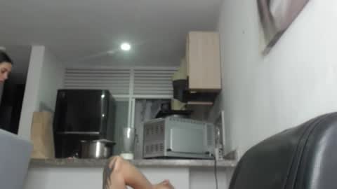 cristal beautiful online show from March 28, 2026, 10:15 am