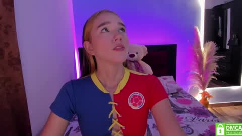 Snapshot of cristal_t2 chatting on March 27, 2026, 7:13 pm cristal_t2 online show from March 27, 2026, 7:13 pm
