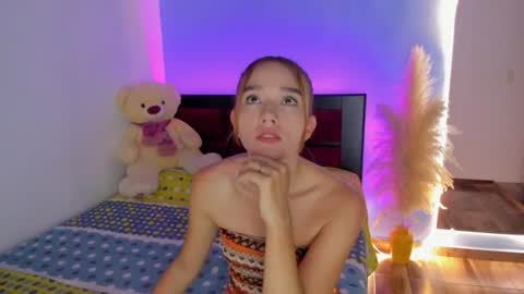 Snapshot of cristal_t2 chatting on July 10, 2026, 7:16 pm cristal_t2 online show from July 10, 2026, 7:16 pm