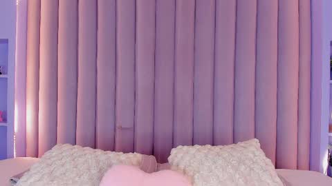 Nicole  Connection time 220pm-910pmCol online show from March 4, 2025, 7:43 pm