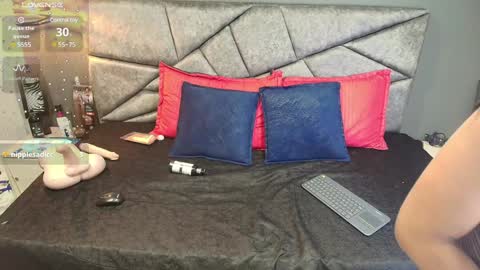 CRISTAL MILF online show from January 10, 2025, 10:36 pm