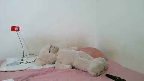 Snapshot of cristel_bloss1 chatting on July 7, 2026, 12:53 pm karol online show from July 7, 2026, 12:53 pm