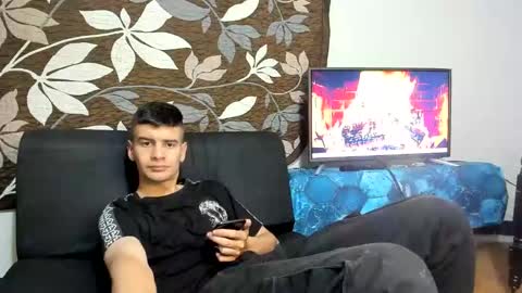 Snapshot of cristiand20 chatting on January 10, 2025, 8:07 am Cristian online show from January 10, 2025, 8:07 am