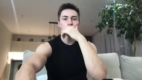 Snapshot of cristianovilla chatting on February 3, 2025, 8:03 pm CristianoHailey online show from February 3, 2025, 8:03 pm