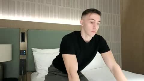 Snapshot of cristianovilla chatting on November 23, 2025, 2:28 pm CristianoHailey online show from November 23, 2025, 2:28 pm